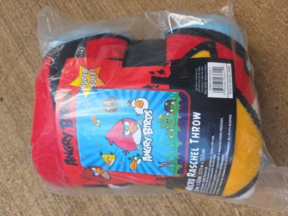 Angry Birds Micro Raschel Throw Blanket